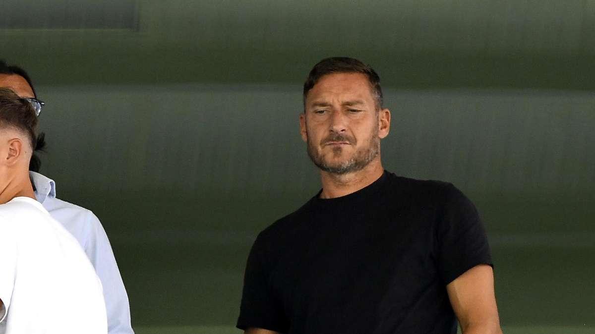 Totti: "De Rossi è l'uomo giusto per la Roma. Con Spalletti c'è stato un momento di appannamento"
