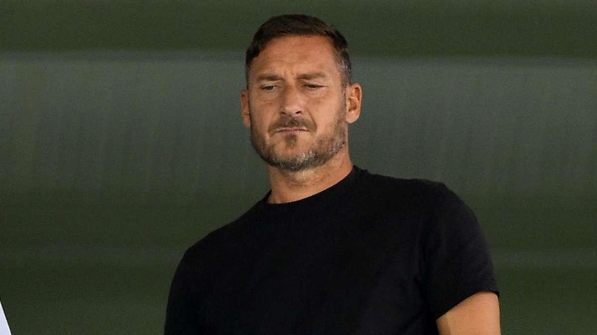 Totti: "Mi sarebbe piaciuto essere allenato da Mourinho. Alla Roma manca continuità per fare il definitivo salto di qualità". VIDEO!