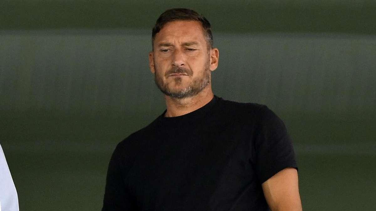 Totti: "Dybala è un campione, spero in altre triplette. De Rossi sta mettendo il suo timbro di romanità"