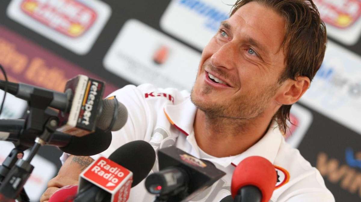Totti protagonista di un nuovo spot Vodafone VIDEO!