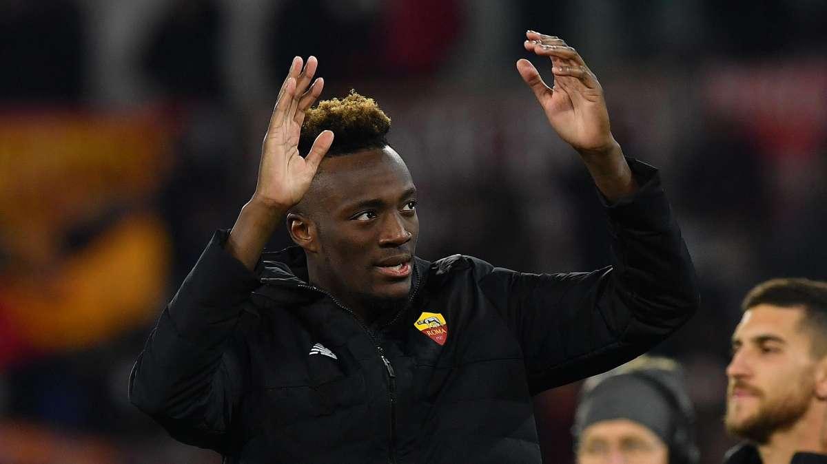 Abraham: "Sono 20 per questo club. Grazie per l'affetto e il supporto"