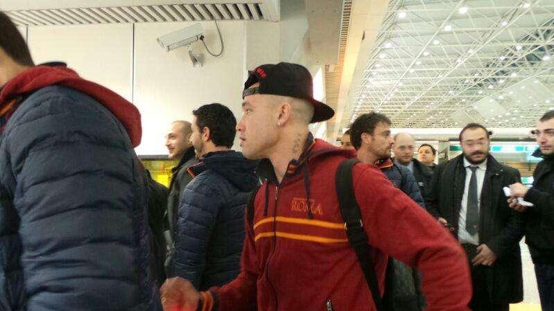 Roma in partenza per Verona. FOTO!