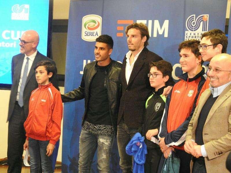 OLIMPICO - Presentazione Junior Tim Cup, Emerson Palmieri: "Un piacere enorme stare coi ragazzi". Brunelli: "L'anticipo del derby alle 12:30 creerebbe problemi organizzativi". FOTO! VIDEO!