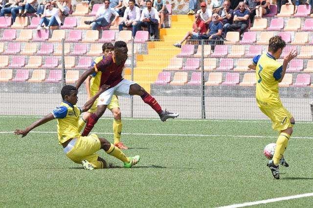  UNDER 15  PAGELLE AS ROMA vs AC CHIEVO VERONA 2-0 - Giallorossi alla Fase Finale a 8. Bamba e Cangiano sugli scudi