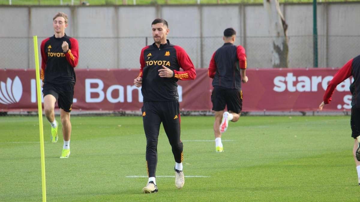 Trigoria, la furia dei tifosi contro Pellegrini: "Quanti altri allenatori dovete far fuori?". VIDEO!