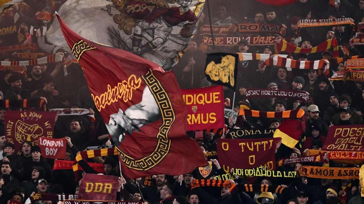 LA VOCE DELLA SERA - VG, solo una contusione per Dybala. Trigoria, out Rensch e la Joya 