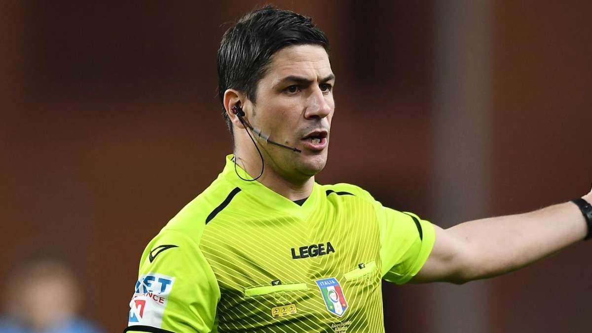 L'arbitro - Con Manganiello la Roma non ha mai perso in Serie A. Meraviglia al VAR, protagonista del rigore non dato a Baldanzi contro il Monza
