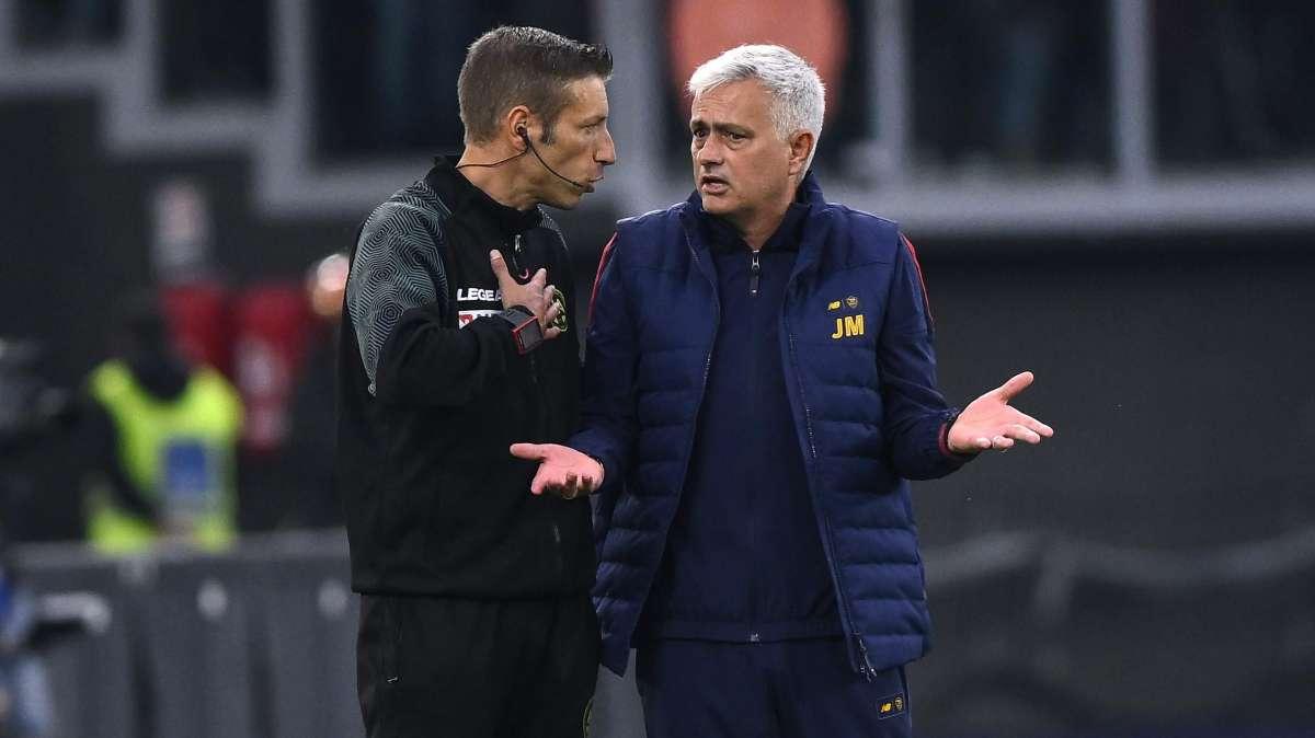 L'arbitro - L'ultimo precedente con Massa è un Lazio-Roma 1-0 con 3 espulsi. Con Irrati al VAR sono 11 le sconfitte per giallorossi e biancocelesti