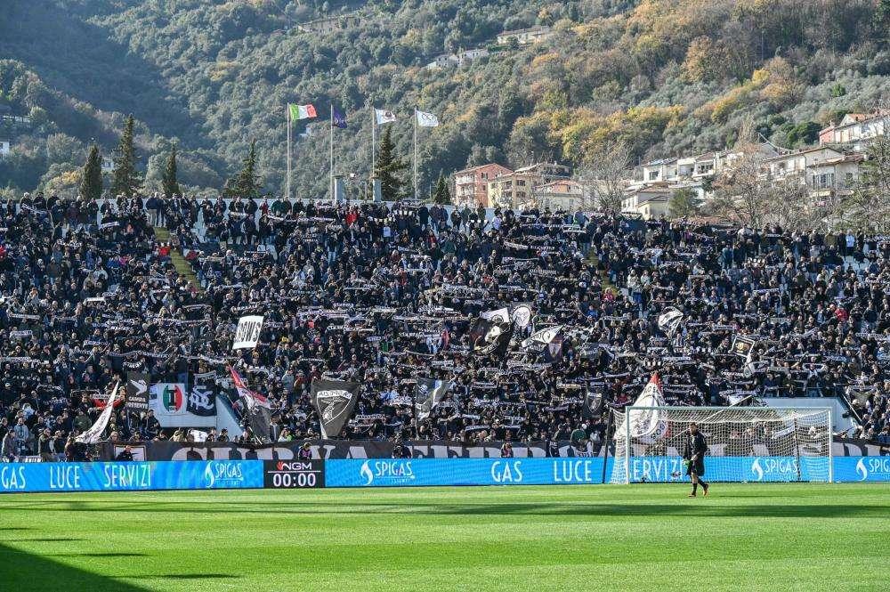 Spezia, allenamento aperto ai tifosi in vista del Verona