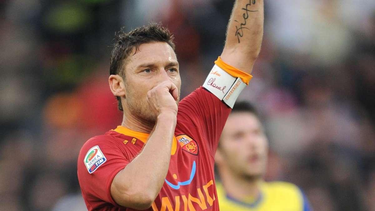 I piedi buoni del calcio - Lo sportivo esemplare, anche Francesco Totti tra i candidati al premio