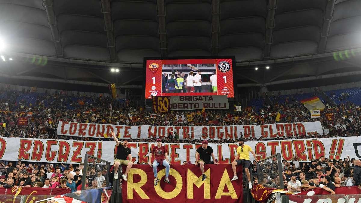 LA VOCE DELLA SERA - Abraham: "Vedendo la storia della Roma la bacheca dovrebbe avere molti più trofei. Segnare in finale sarebbe un sogno". Slot: "La Roma gioca bene le partite importanti". La Roma Femminile perde la finale di Coppa Italia
