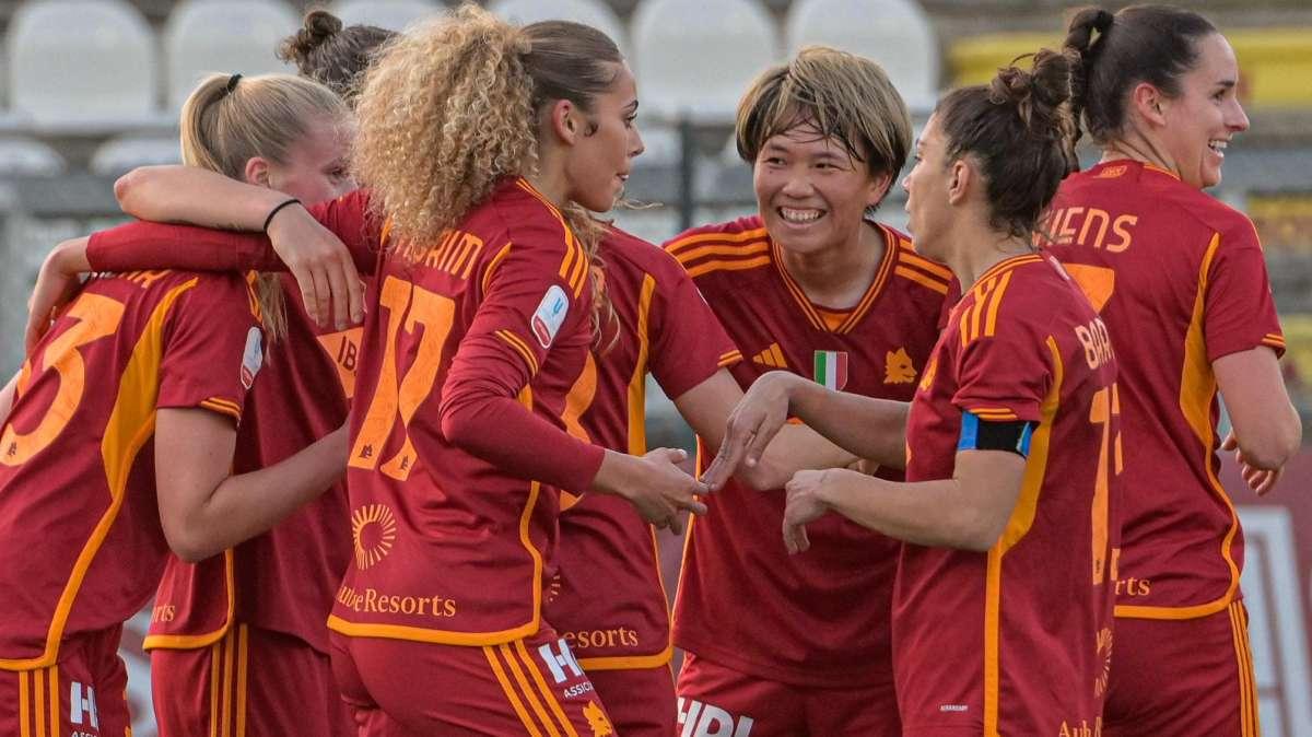 Roma Femminile, Bartoli: "La sconfitta in Coppa Italia contro il Napoli? Ho detto alle ragazze che l'avremmo ribaltata". Pilgrim: "Segnare al Tre Fontane è fantastico". VIDEO!