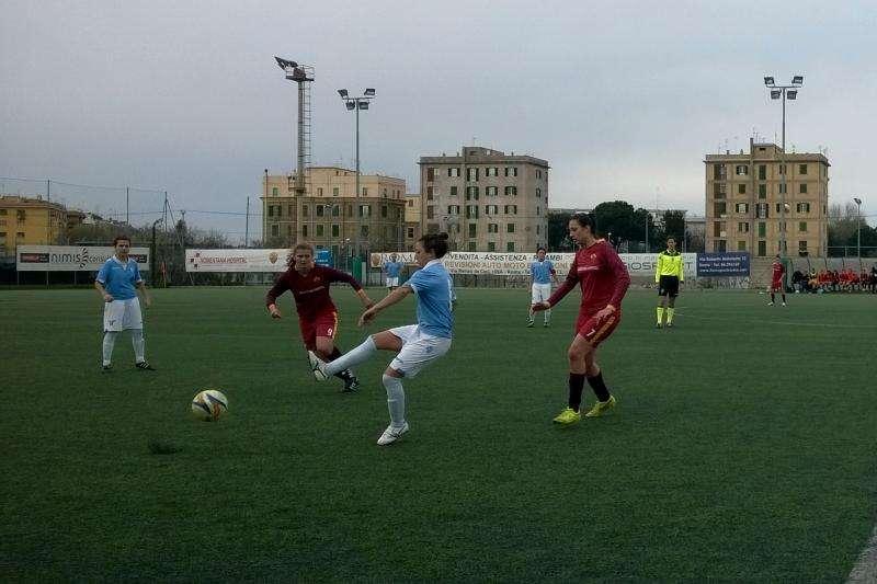 Roma calcio femminile, pareggio nel derby con la Lazio. FOTO!