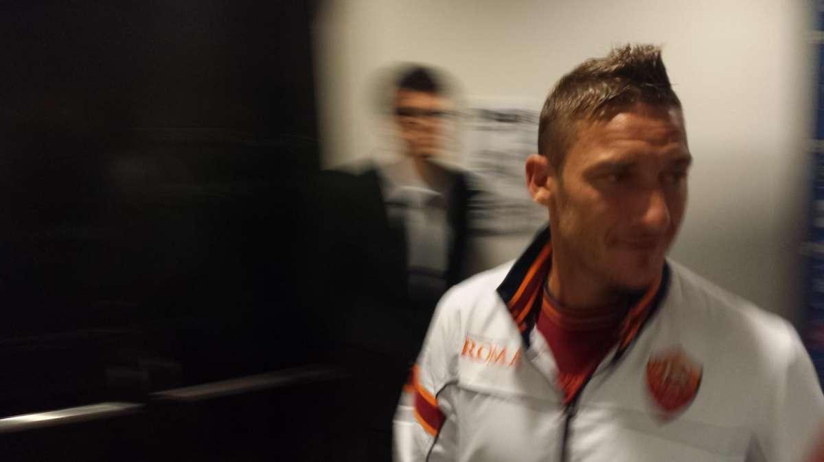 Totti: "La continuità di questa squadra è la cosa più bella. Scudetto? Noi lotteremo per arrivare in Champions"