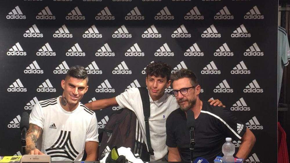 SPORTUNO - Di Francesco e Perotti allo store per i nuovi scarpini Adidas. Il tecnico a un tifoso: "Carichi per domenica? Solo domenica?". FOTO! VIDEO!