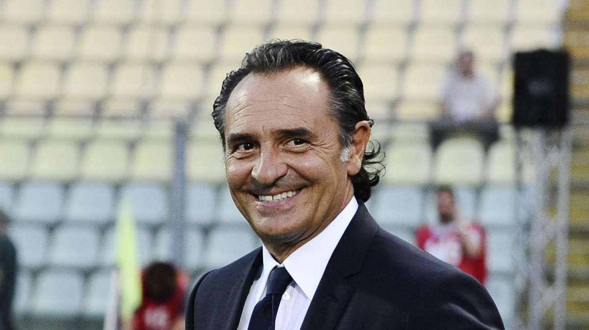 Prandelli: "De Rossi saprà uscire da questa situazione"
