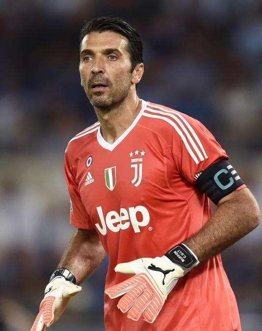 Buffon: "Con Totti un rapporto ultradecennale"