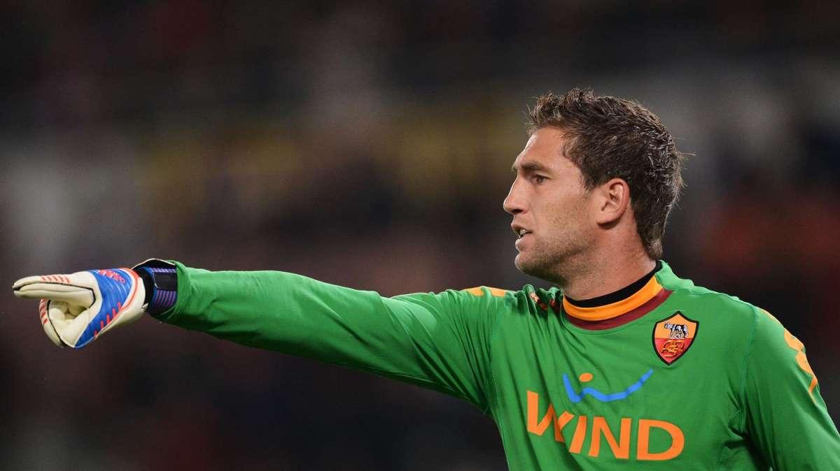 Stekelenburg chiarisce le sue dichiarazioni. Goicoechea: "Ottimo rapporto con lui". Situazione valutata nelle prossime ore