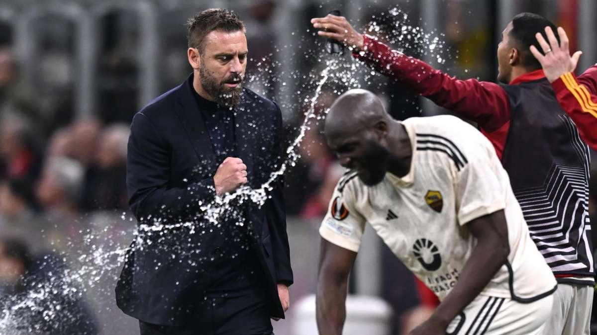 De Rossi: "Miglior prestazione di Lukaku da quando sono qui. El Shaarawy era tranquillo nell'affrontare Theo. Dovremo avere questo atteggiamento anche a Udine". VIDEO!