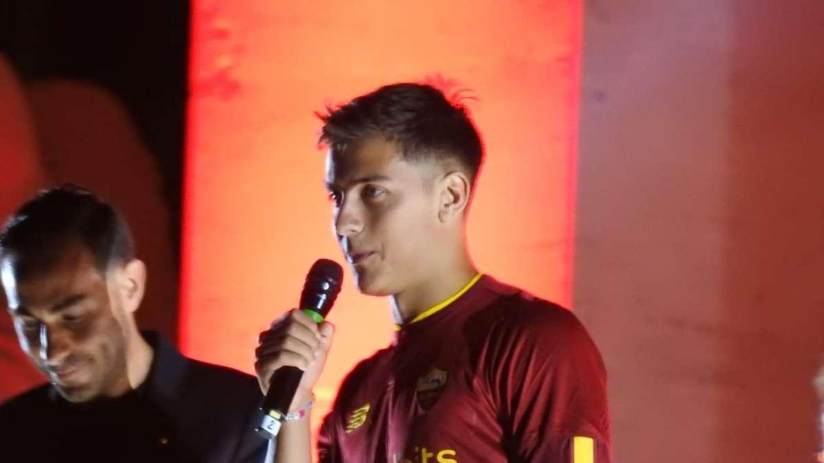 Dybala in campo nel secondo tempo contro il Tottenham