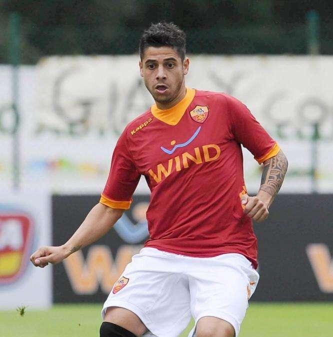 Cicinho lascia il calcio giocato