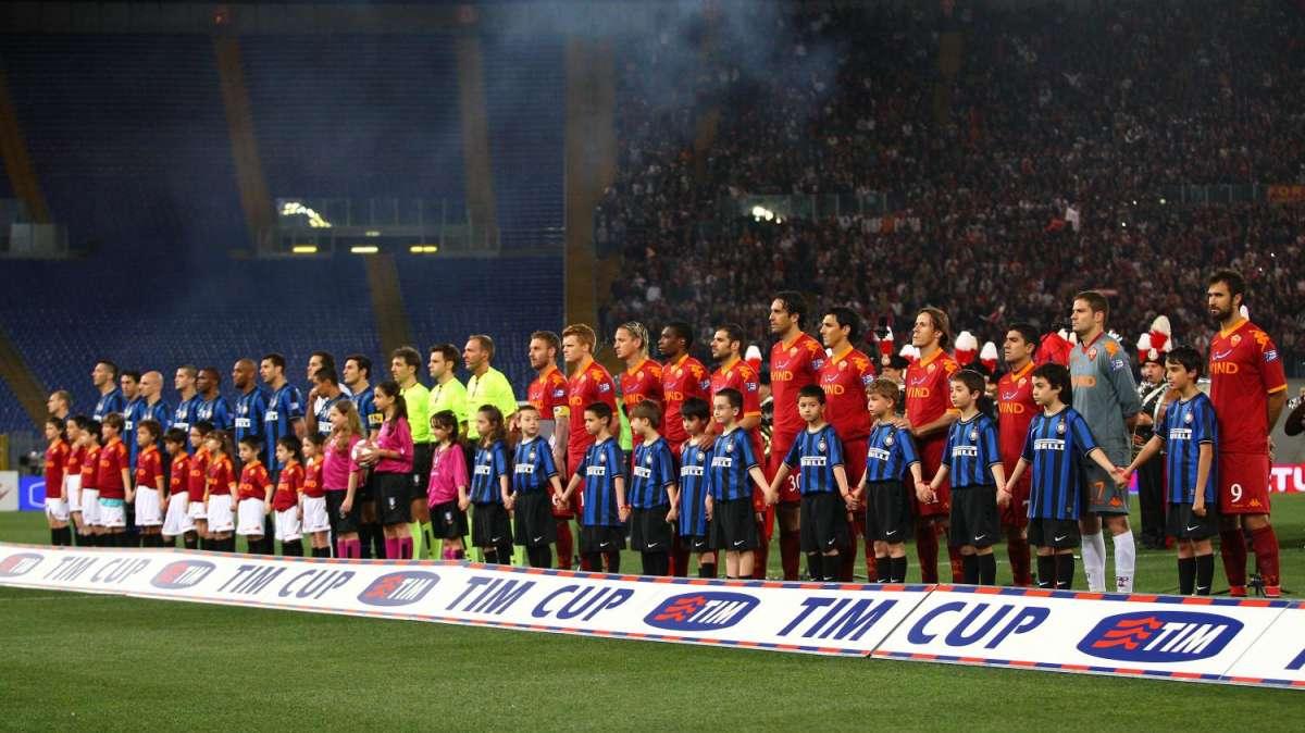 I DUELLI DI ROMA-INTER: Cambiasso sfida De Rossi. Borriello contro Lucio in attacco