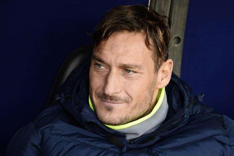 Totti a fine stagione comincerà a lavorare al fianco di Monchi