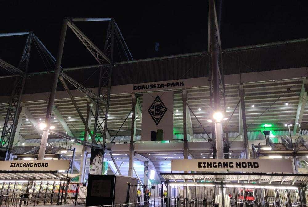 Borussia Mönchengladbach-Roma 2-1 - Thuram beffa i giallorossi a tempo scaduto. FOTO! VIDEO!