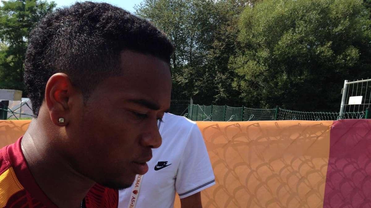 Twitter, Emanuelson: "Non si cresce mai". FOTO!