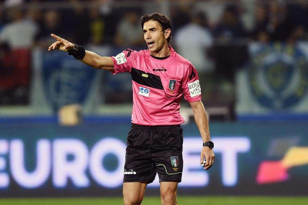 L'arbitro - Il precedente del 2015 non fa ben sperare. Nell'ultima gara della Roma arbitrata è arrivata la doppietta di Dzeko