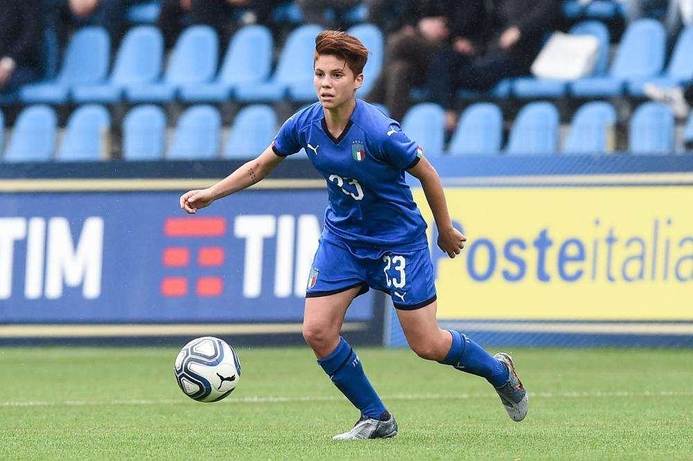 Instagram, Giugliano: "Chiedo scusa alle mie compagne per l'espulsione"