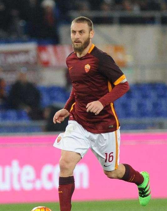 Roma TV, domani De Rossi in gruppo e ok per Udine