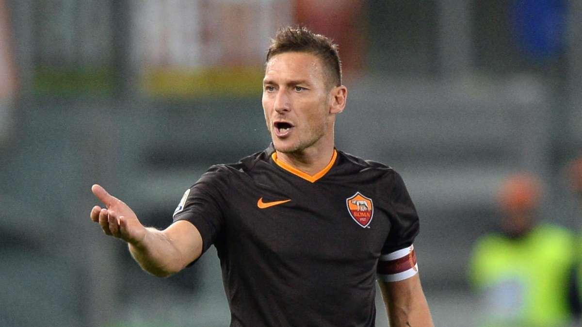 Totti: "Andava gestita meglio. E' stato come prendere un cazzotto"