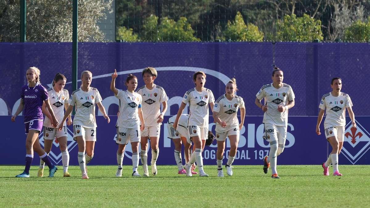 Roma Femminile, l'arrivo delle giallorosse allo Stade Ernest Wallon. VIDEO!