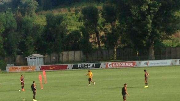 TRIGORIA - Squadra tutto il tempo in palestra. Castan lavora con il pallone
