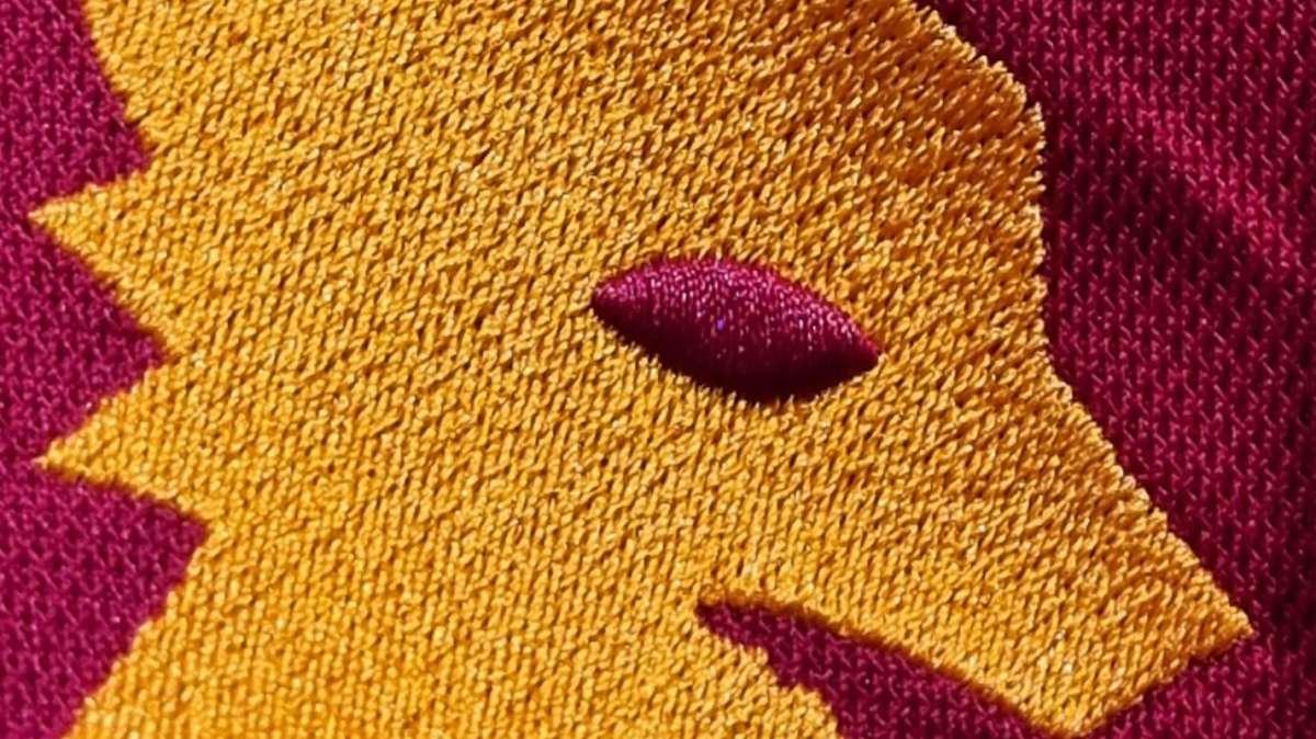 Verso il prossimo derby: la Roma giocherà contro la Lazio con la quarta maglia. Le prime immagini