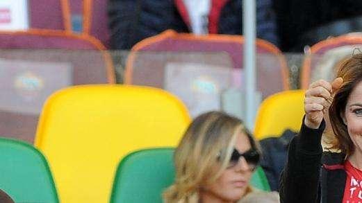 Claudia Gerini: "Seguirei la Roma anche sulla Luna"