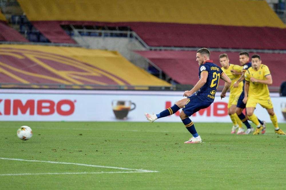 Veretout: "A fine partita ero stanchissimo, ma abbiamo dato tutti il 100% e abbiamo vinto. Ora riposiamo e pensiamo all'Inter"