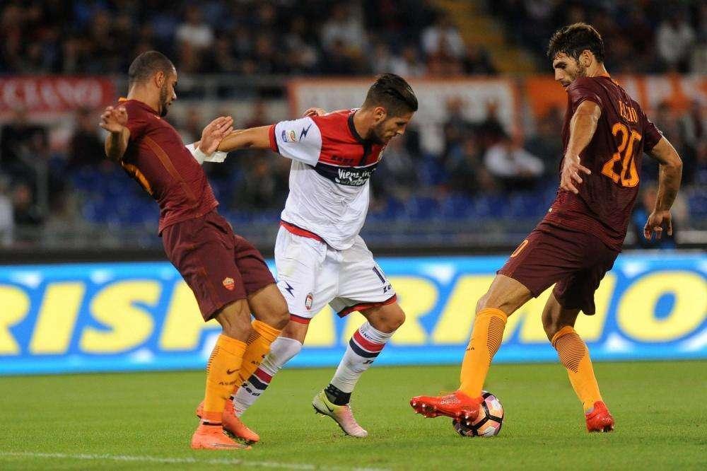 Diamo i numeri - Roma-Crotone: la vittoria all'Olimpico manca da un mese. Dzeko già 3 gol contro i calabresi. Le squadre di Nicola ancora a secco di reti contro i giallorossi