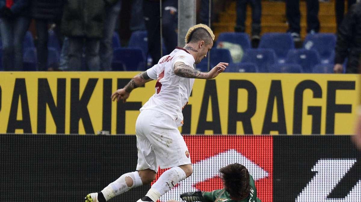 Nainggolan: "Mi piacerebbe chiudere la carriera alla Roma. Non andrei mai in una squadra rivale"