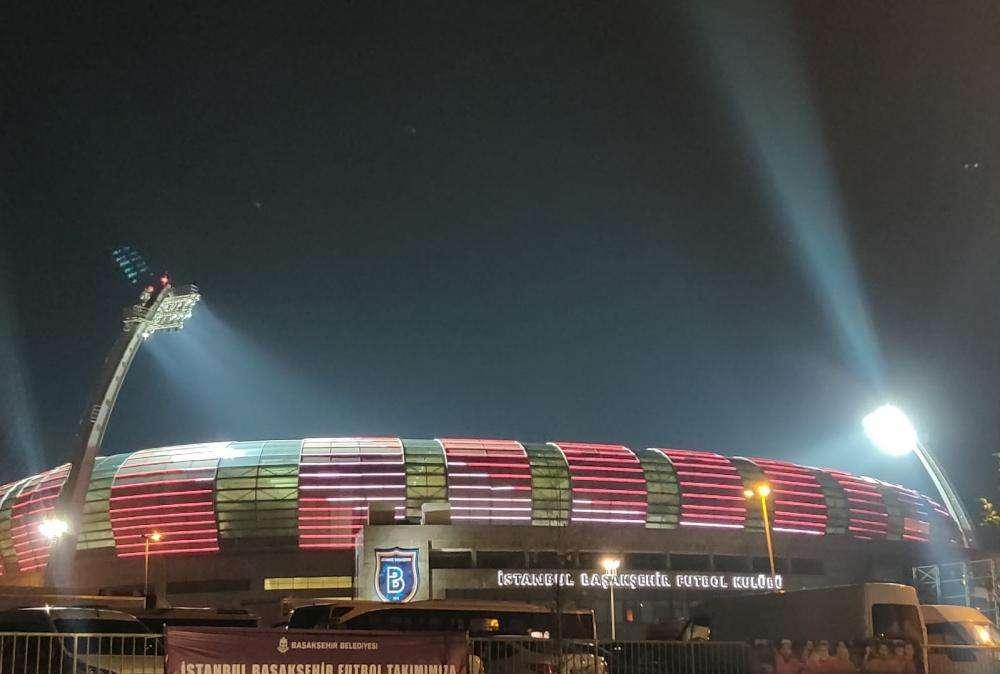 In Turchia sequestrati oggetti ai tifosi giallorossi