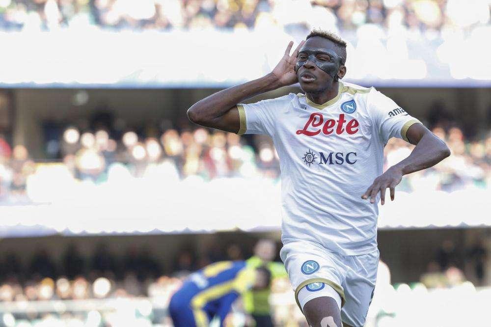 Giudice sportivo, chiusa per un turno la curva del Verona per i cori di insulto ai tifosi del Napoli