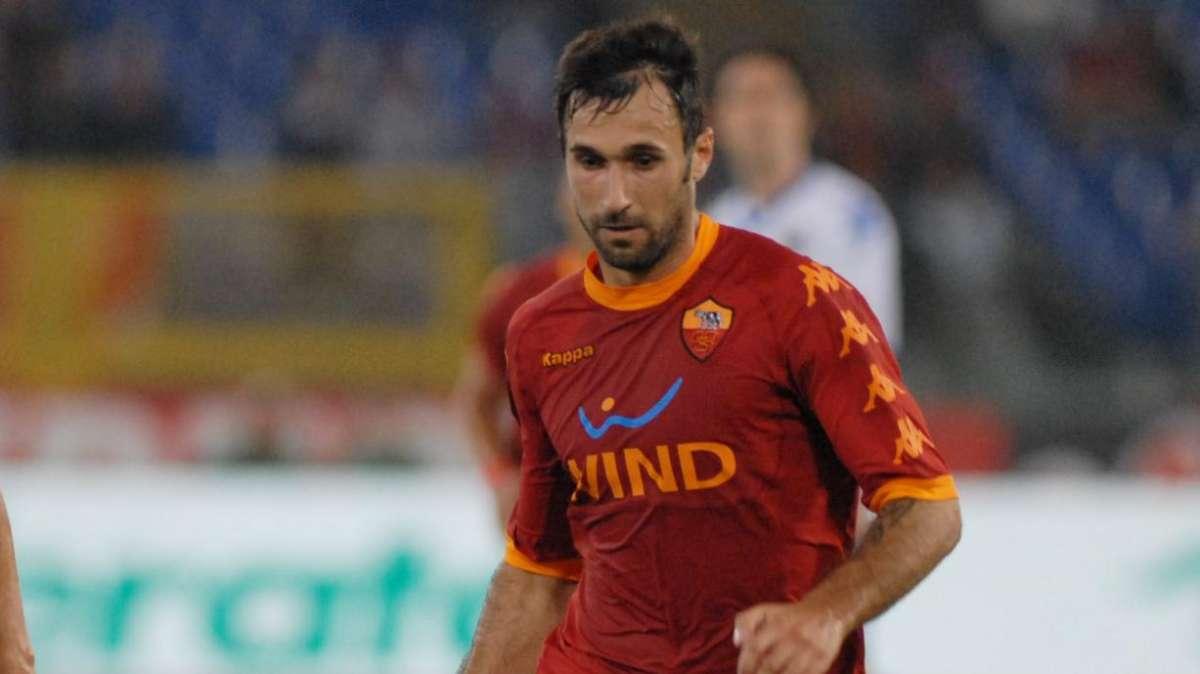 Lucci: "Non c'è una trattativa con la Juventus per Vucinic, ma Mirko non è più amato dai tifosi giallorossi"