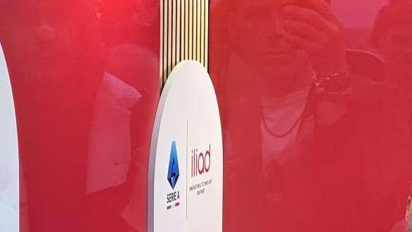 Totti: "Ci sono stati parecchi ostacoli da superare in 25 anni, il più brutto è stato l'infortunio, ma mi sono rialzato e ho corso più di prima" VIDEO!
