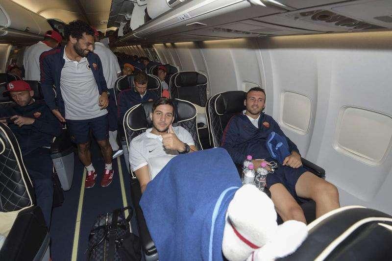 Rientro a Roma scaglionato per i giallorossi. FOTO!