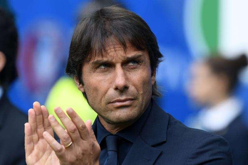 Leicester-Chelsea 1-2, Morata e l'ex Kanté regalano i 3 punti a Conte. Non basta il rigore di Vardy