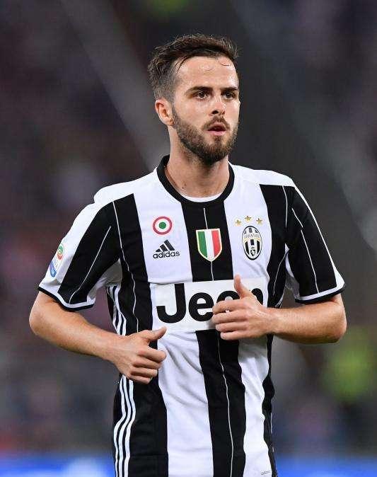 Juventus, Pjanic: "Spero che la Roma arrivi seconda, ci ha costretto ad andare sempre forte"