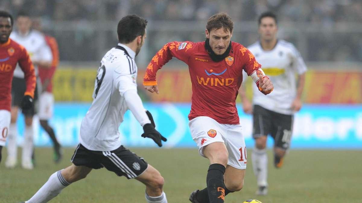 Seduta d'allenamento mattutina per il Cesena. Differenziato per Lauro e Pudil