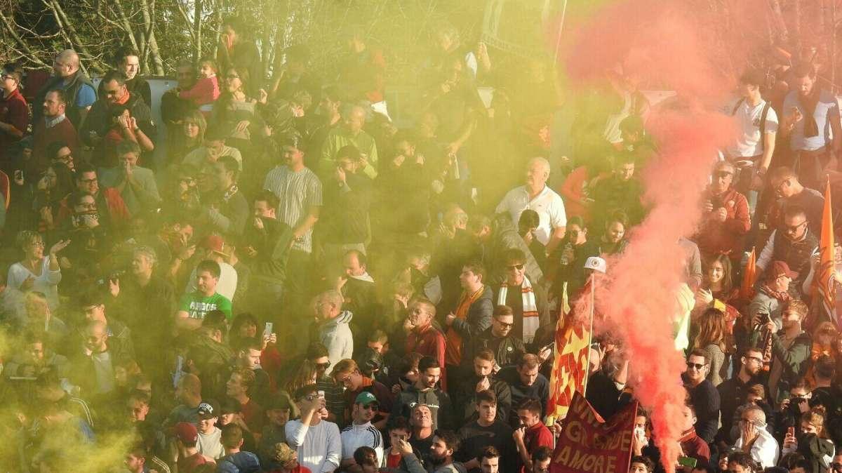 Allenamento della Roma al Tre Fontane, alle 14:00 l'apertura dei cancelli
