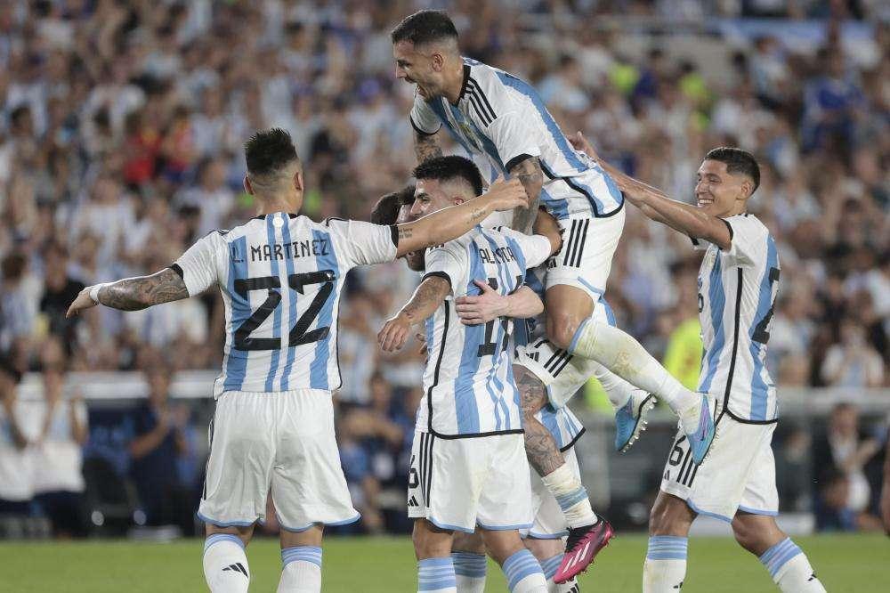 L'Argentina festeggia il mondiale con un 2-0 a Panama